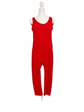 Chic Red Sleeveless Jumpsuit